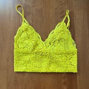 (Free) Yellow Lace Crop Top
